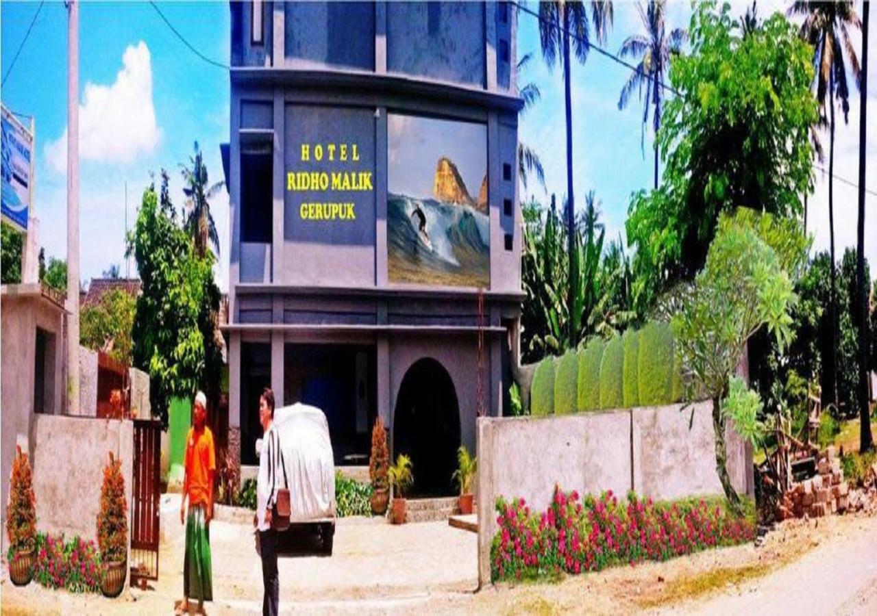 Ridho Malik Hotel Bumbang Exteriör bild