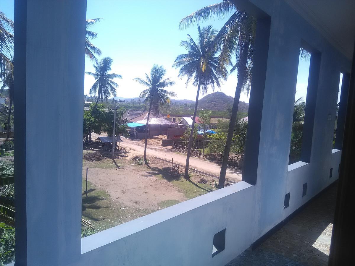 Ridho Malik Hotel Bumbang Exteriör bild